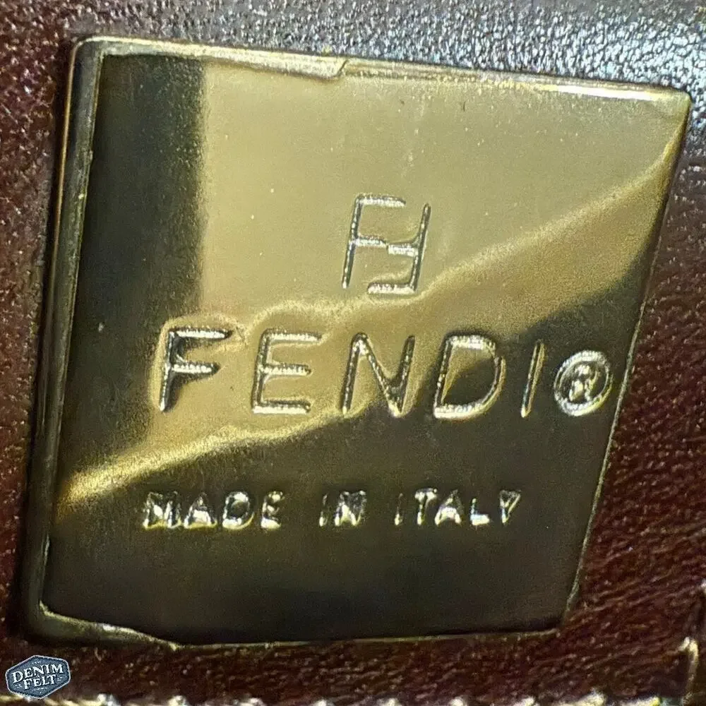 FENDI Women’s Brown/Black Zucca Canvas‎ Shoulder Bag/Purse